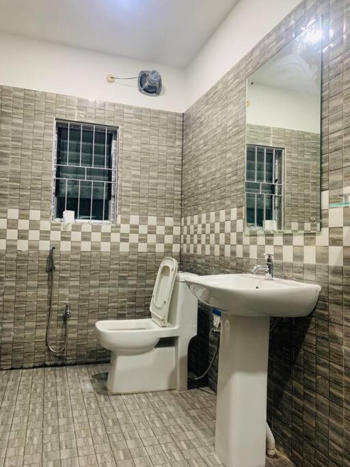 Apartament White Orchid, Unique & Stylish, Executive 2Bhk. Guwahati Zewnętrze zdjęcie